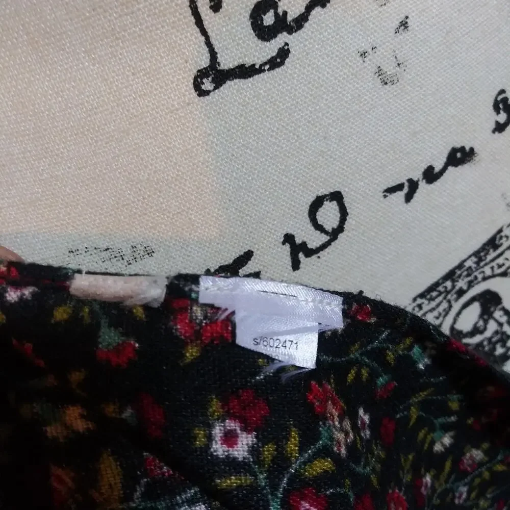 Unbranded floral multi